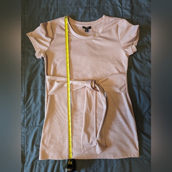 Short sleeved maternity tee with tie - Picture 3 of 5